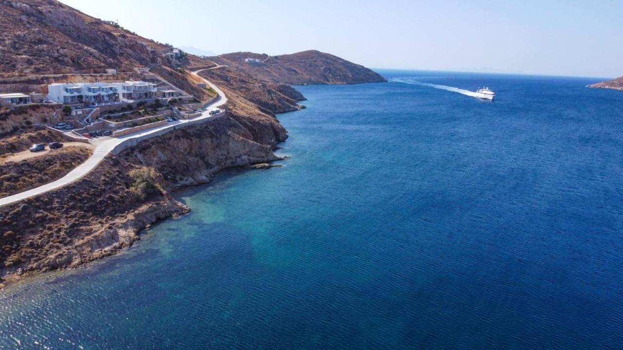 Amfitriti Serifos Livadi  Buitenkant foto