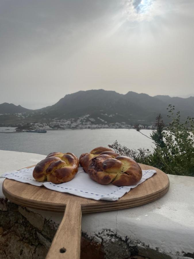 Amfitriti Serifos Livadi  Buitenkant foto
