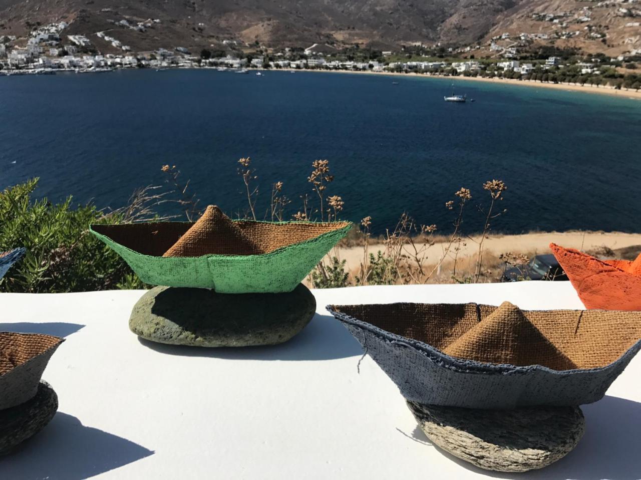 Amfitriti Serifos Livadi  Buitenkant foto
