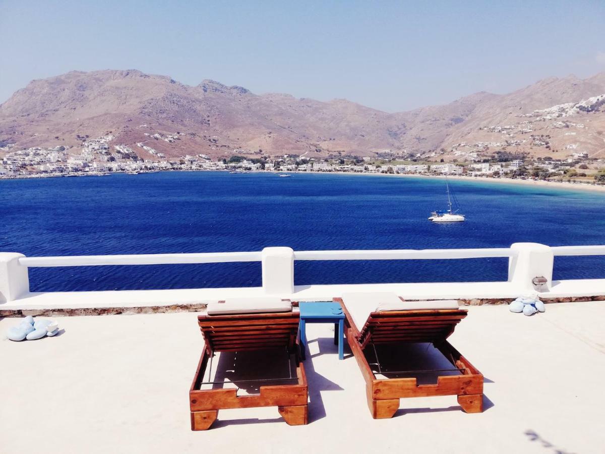 Amfitriti Serifos Livadi  Buitenkant foto