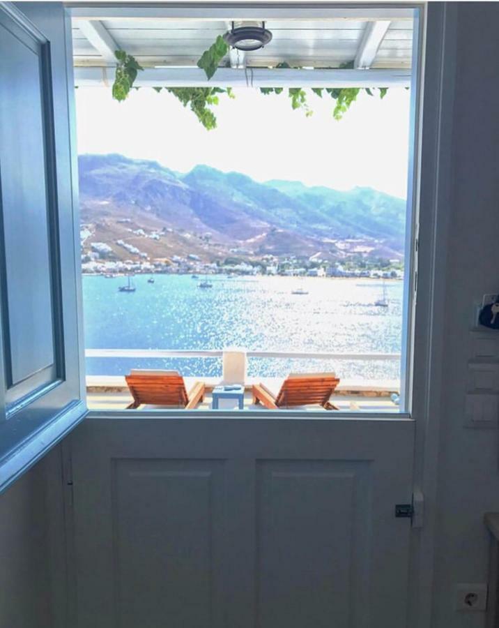 Amfitriti Serifos Livadi  Buitenkant foto