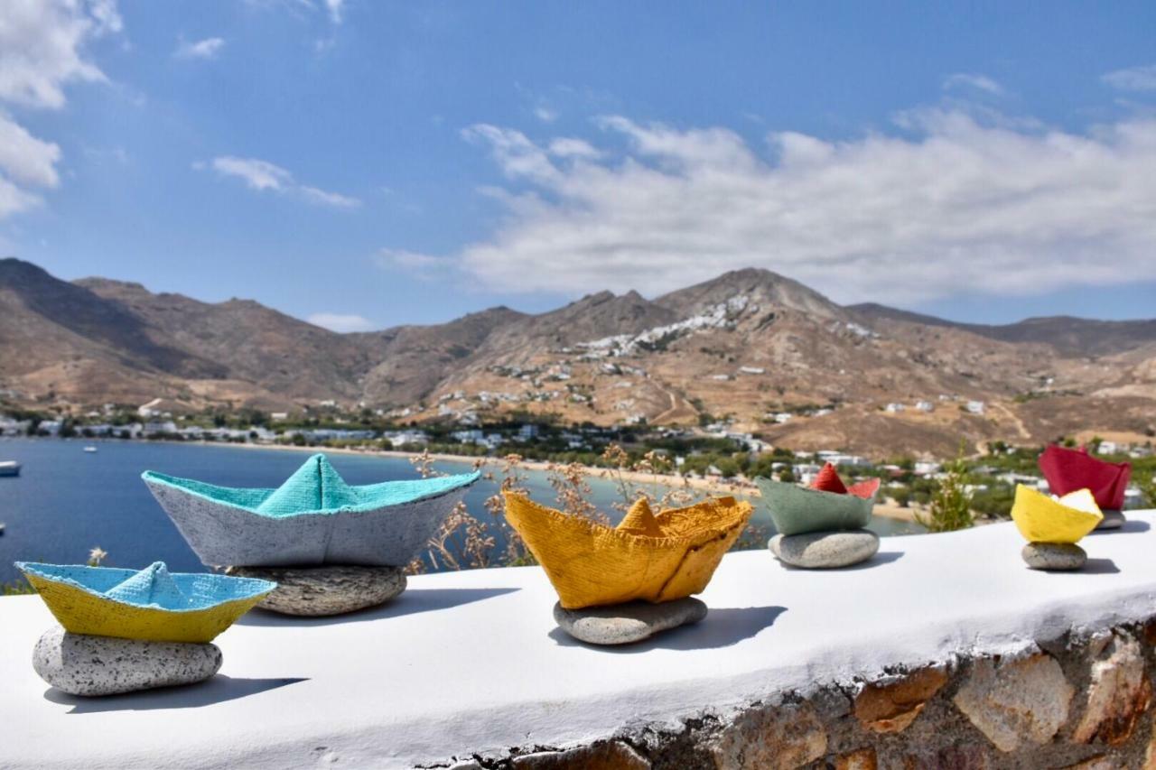 Amfitriti Serifos Livadi  Buitenkant foto