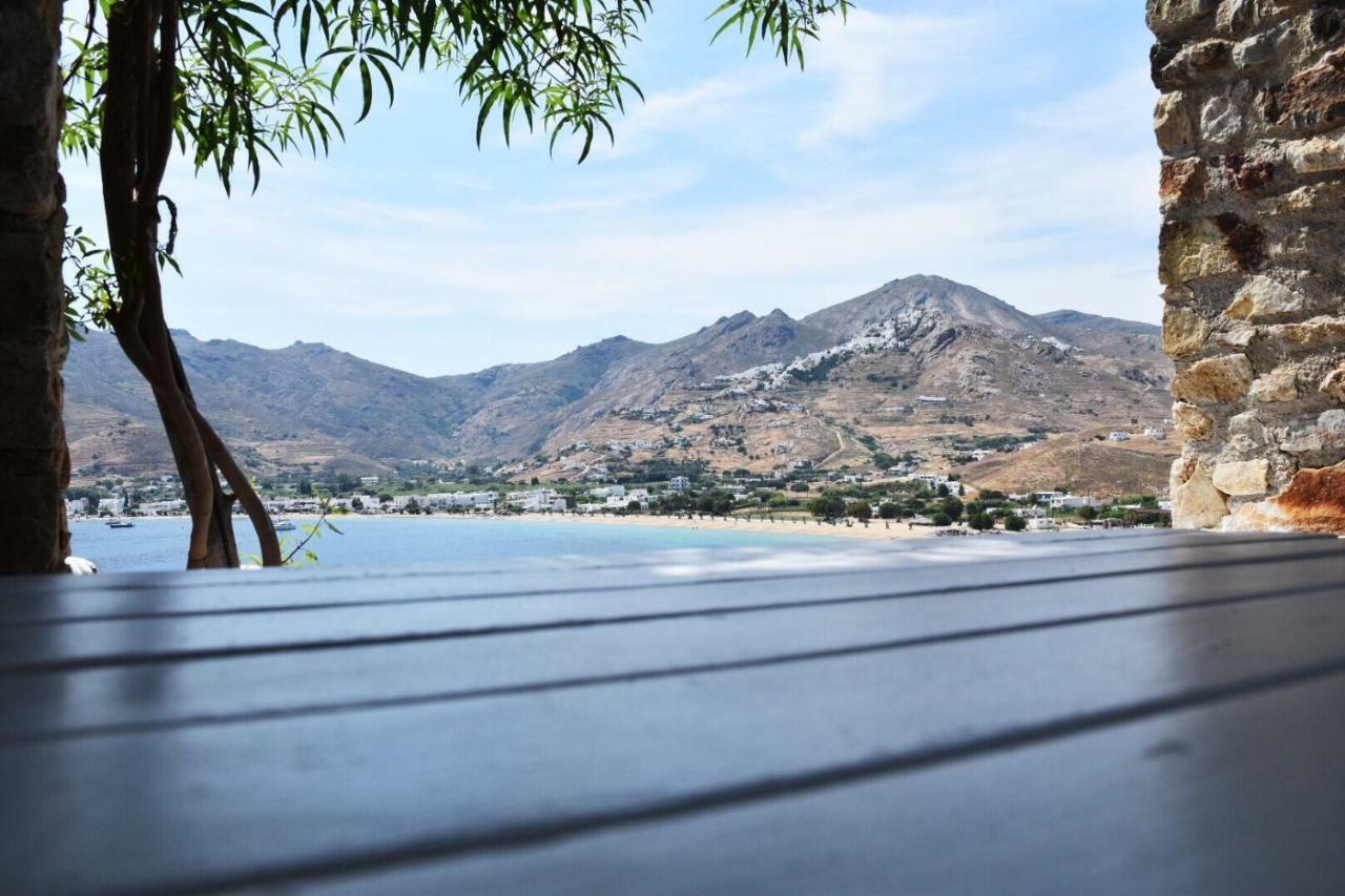 Amfitriti Serifos Livadi  Buitenkant foto